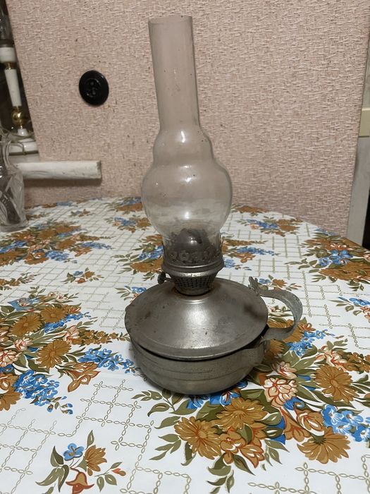 Керосиновая лампа