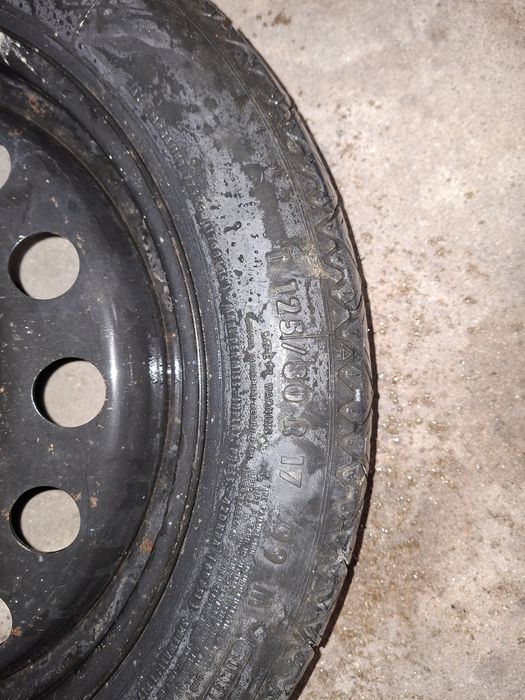 Pneu sobressalente e jante BMW e46