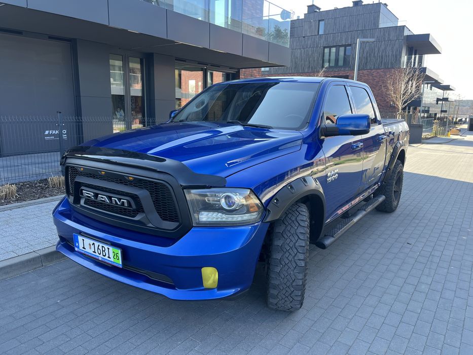 Dodge Ram 5.7 V8 Hemi Sport / Super stan / Bezwypadkowy