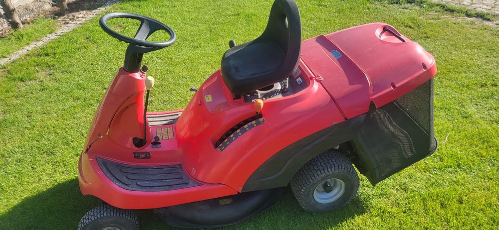 Traktorek honda z koszem orginalny 11hp stan bdb