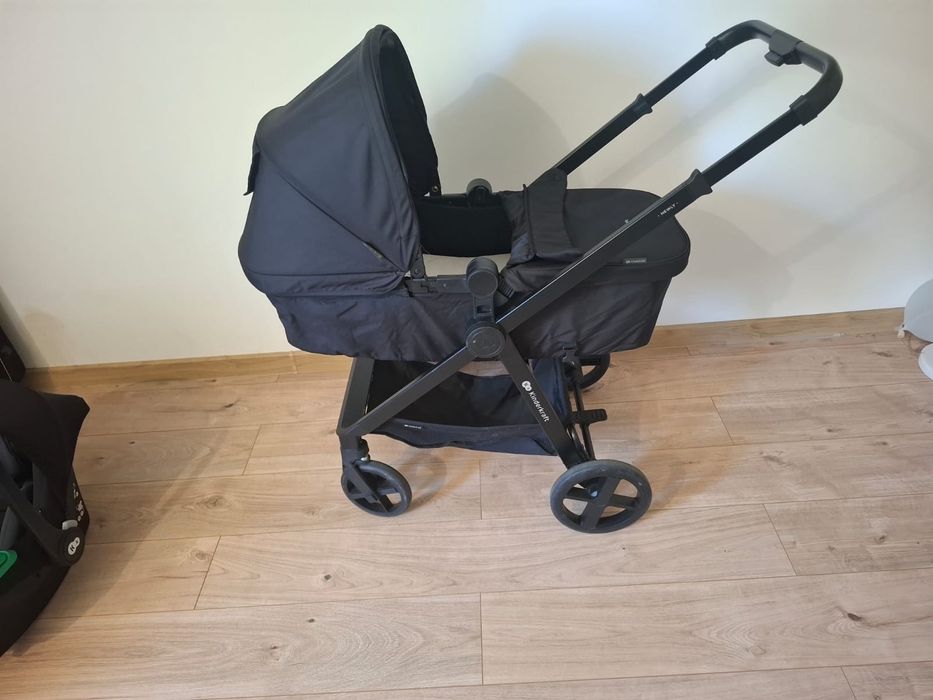 Wielofunkcyjny wózek dziecięcy Kinderkraft Newly 3w1