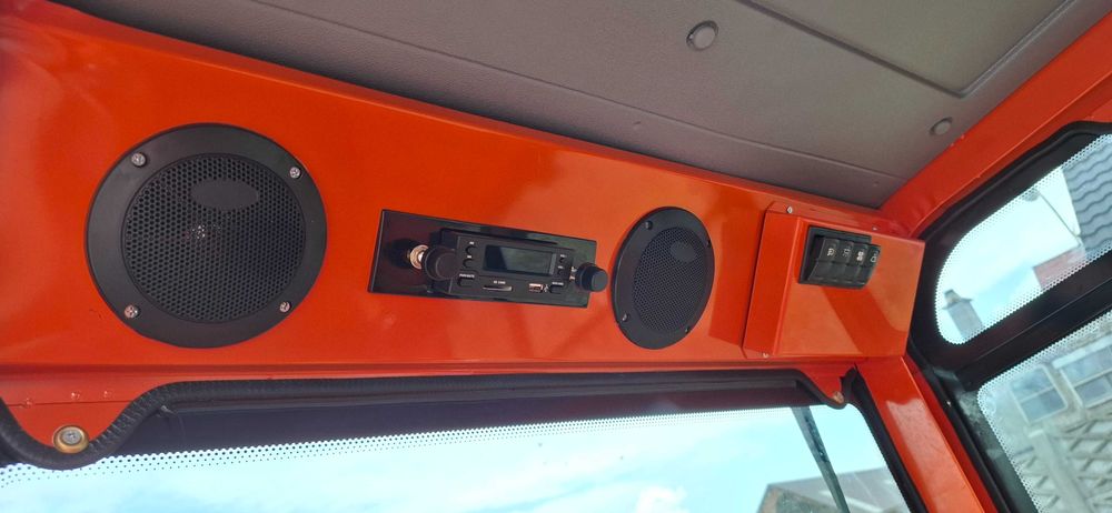 NOWA minikoparka TITAN TL 10 E TITAN Heavy Industries LTD. od RĘKI