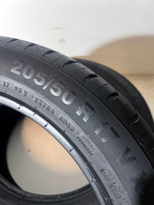 Pneus Continental ContiEcoContact 5 - 205/50/17 - Como NOVOS