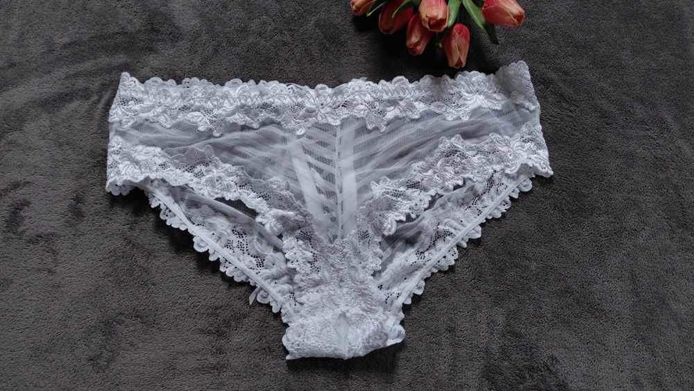 Трусики/ жіноча білизна різних розмірів