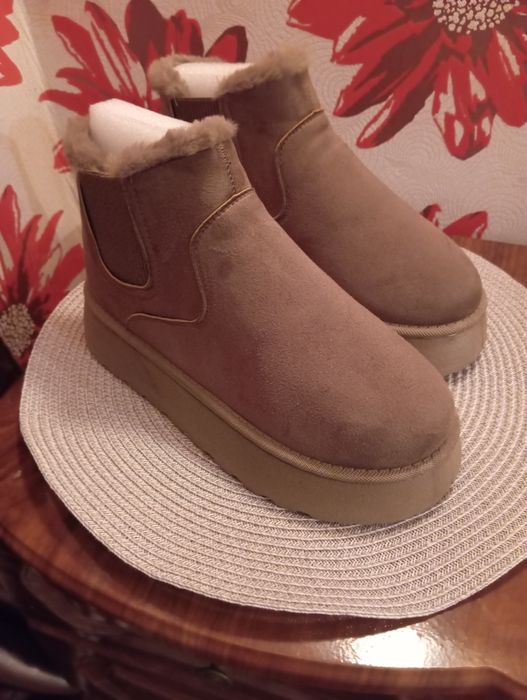 Угі зимові хакі 38. 39