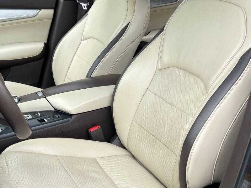 Infiniti QX50 Essential 2019