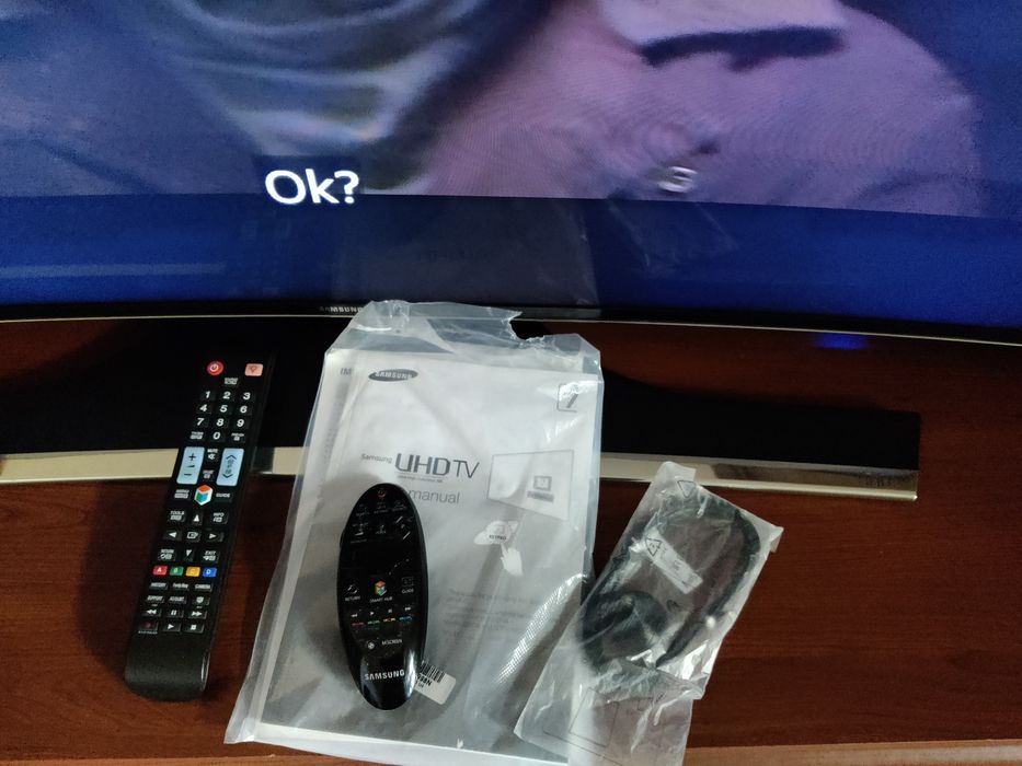 Samsung UE55HU7200 Вигнутий. З Німеччини