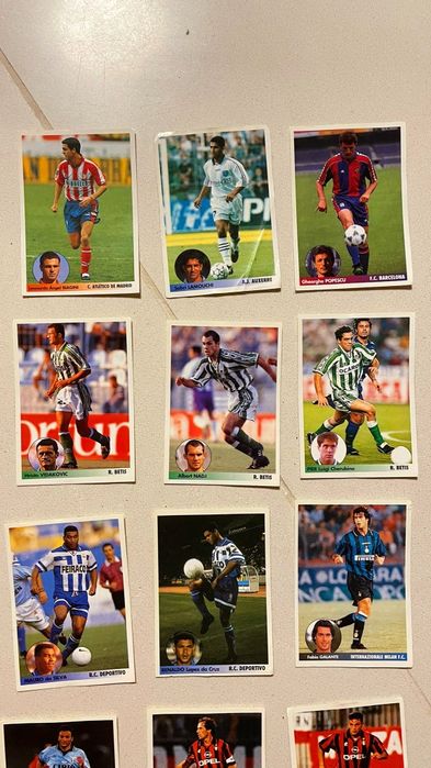 54 cromos "Los Mejores Equipos de Europa"