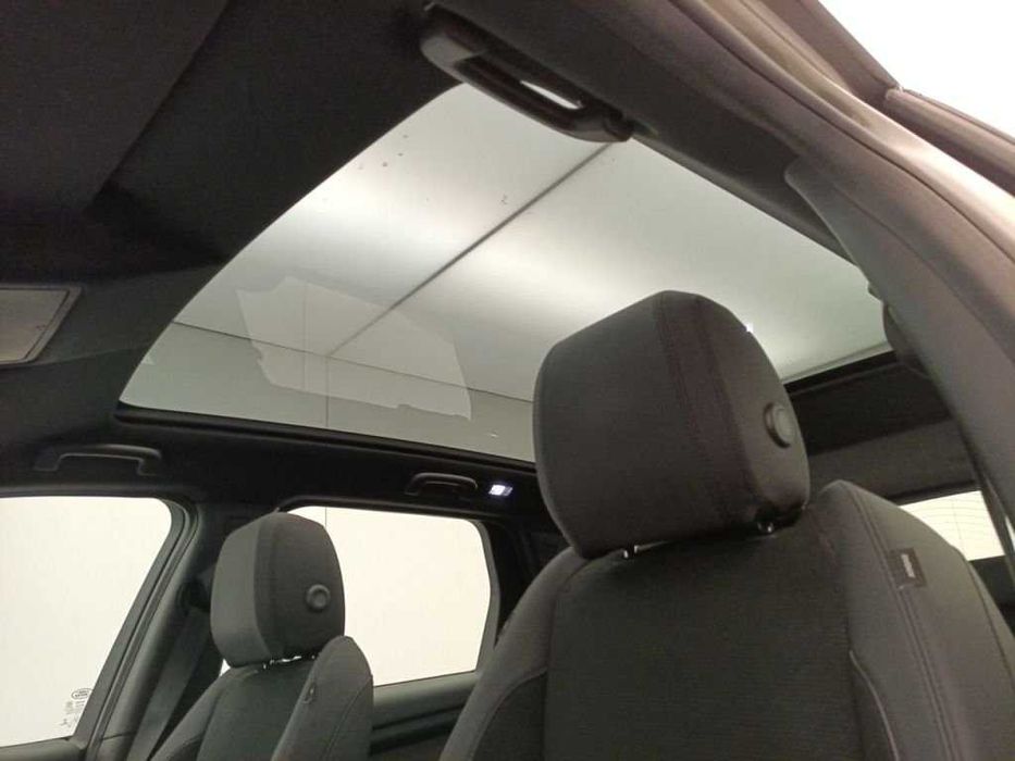 Land Rover Discovery Sport P300e PHEV (Em breve mais fotografias)