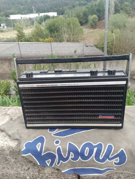 Radio portátil a pilhas