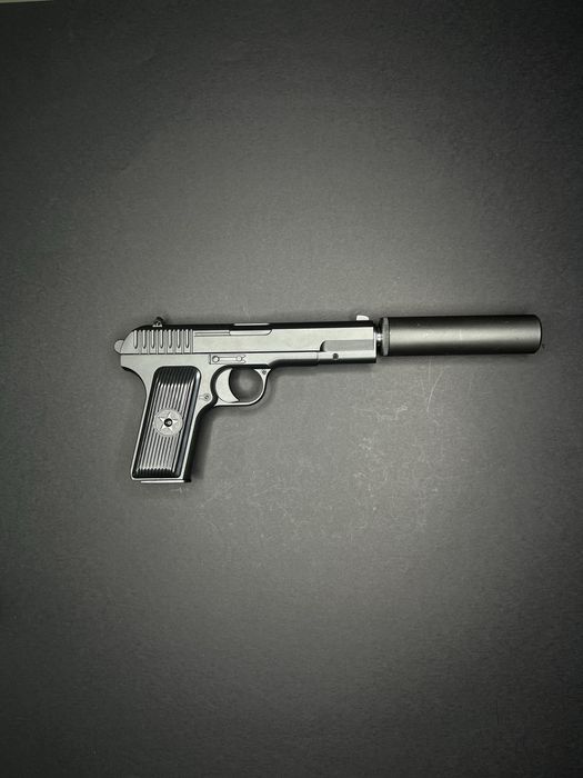 Металевий пістолет ТТ з глушником - модель G33A (іграшка)