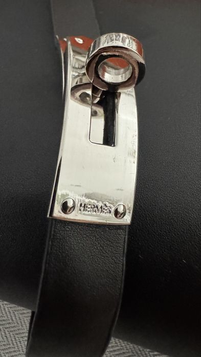 Kozaki Hermes , zalozone raz