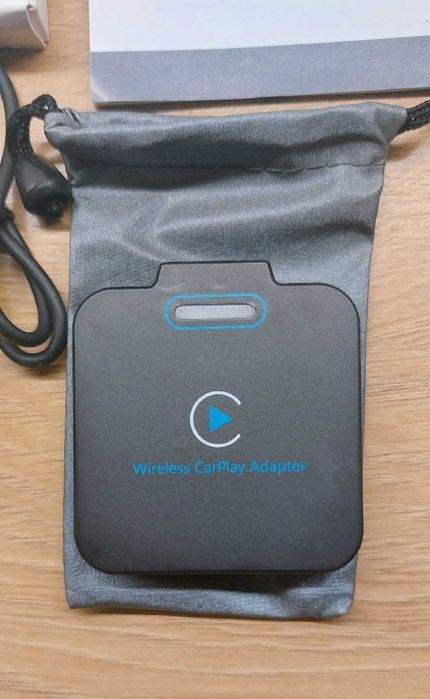 Bezprzewodowy adapter CarPlay do iPhone'a