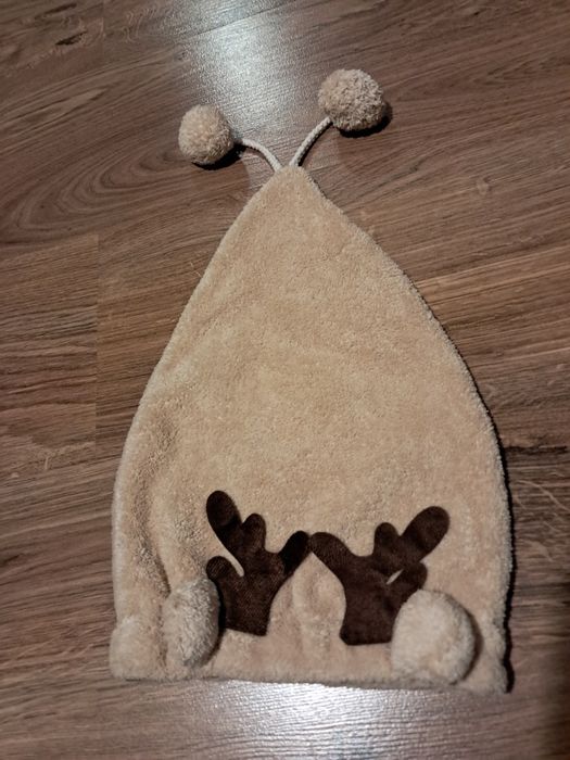 Czepek kąpielowy Sinsay.