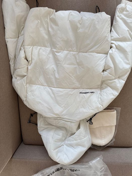 Куртка KARL LAGERFELD нова та шапка нова