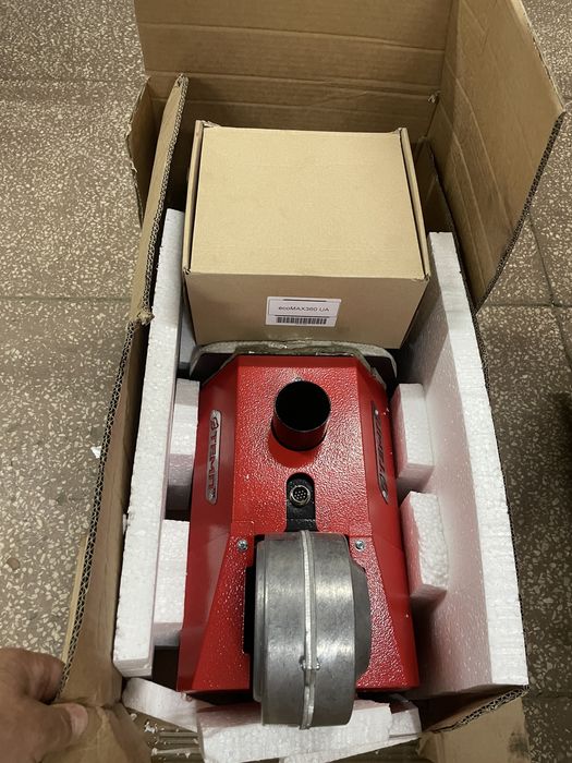 Котел твердотопливный. Пеллетная горелка. Шамотная топка. Буржуйка.