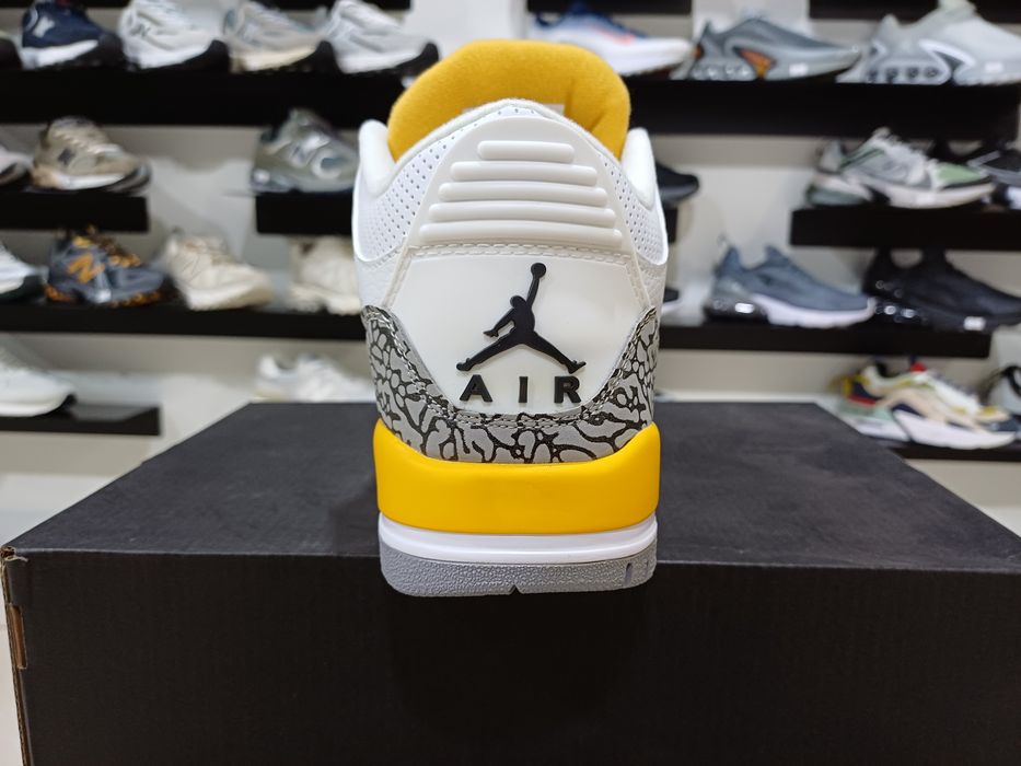 Кросівки чоловічі Jordan 3 Retro
