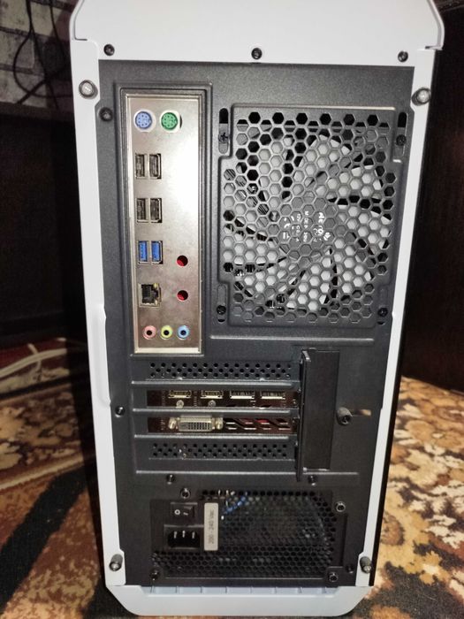 Компютер зібраний Mashinist X99 Xenon2620 DDR4 16Гб msi RX580 32 БП600