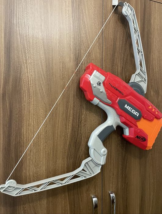 NERF Mega thunderbow + grstis (9 strzałek)