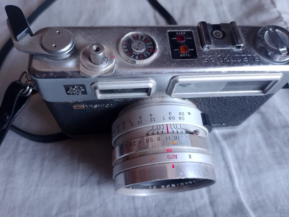 Máquina fotográfica analógica Yashica