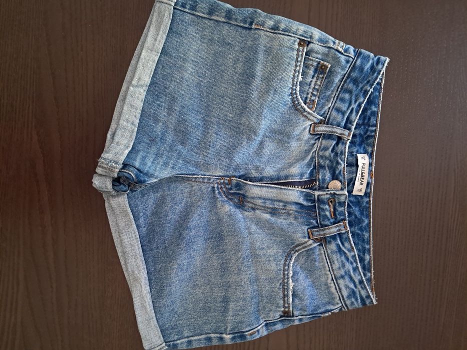 Calções ganga Pull&Bear 32 e 38