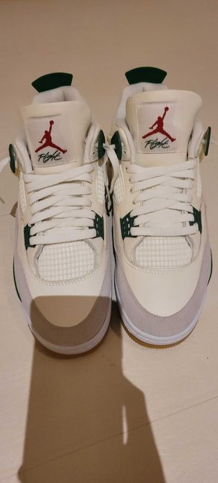 Nike SB x Air Jordan 4 Pine Green