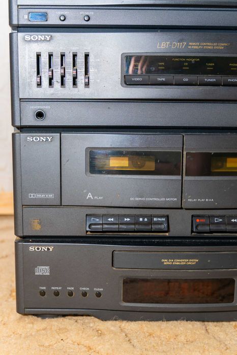 Продам б/у музыкальный центр Sony LBT D117 с пультом ДУ