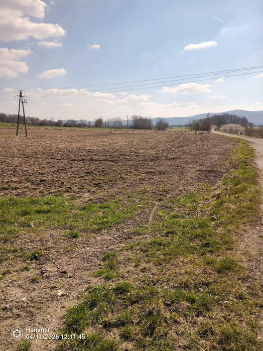 Działkę budowlaną sprzedam