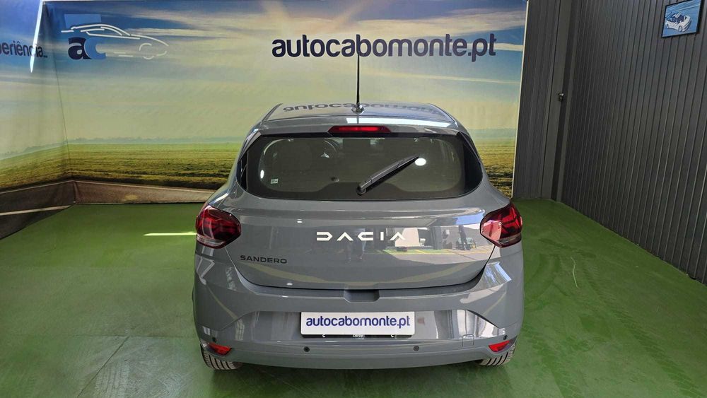 Dacia Sandero 1.0 TCE Bi-Fuel  -  Salvado