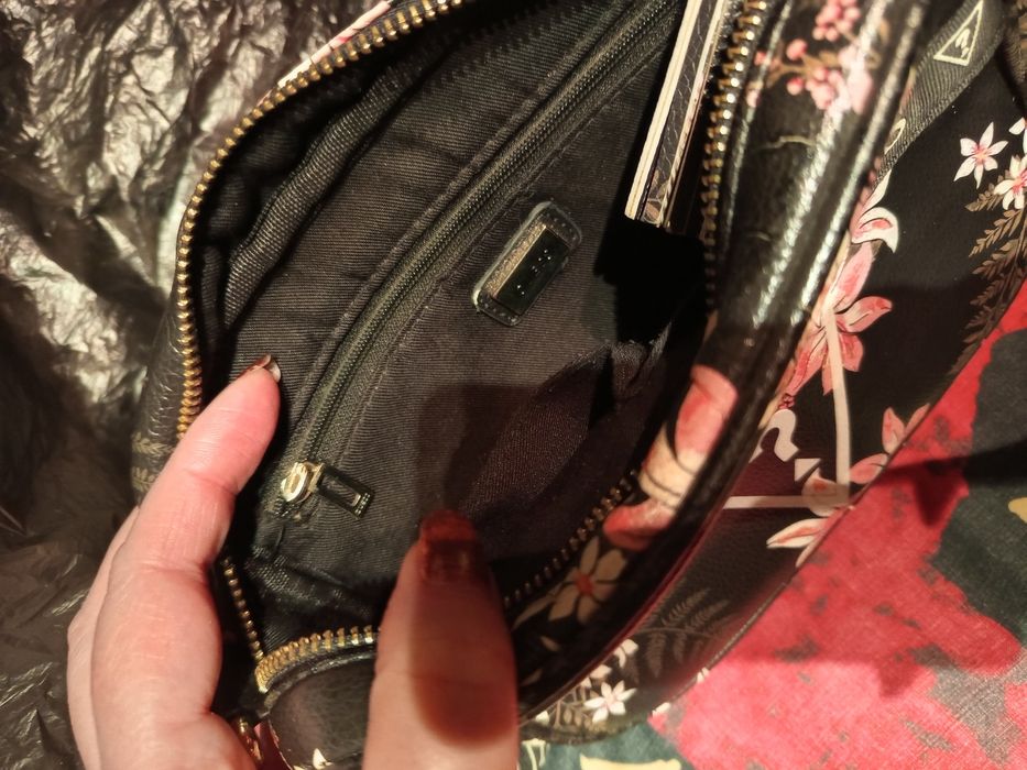 Сумка Guess (оригинал).