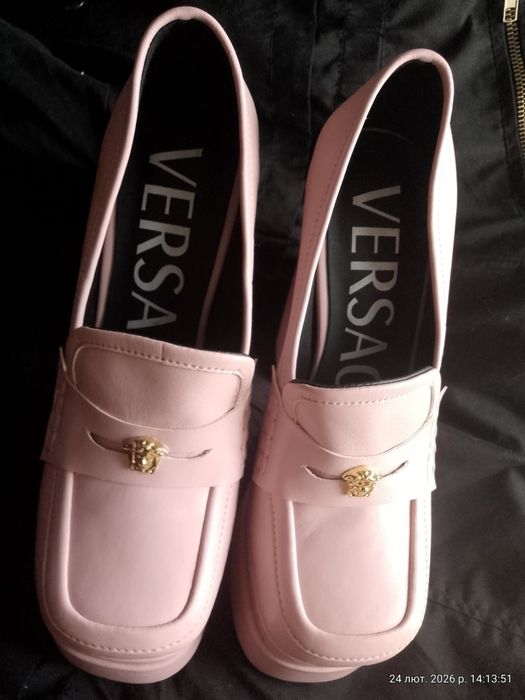 Туфлі Versace для танців, пілон