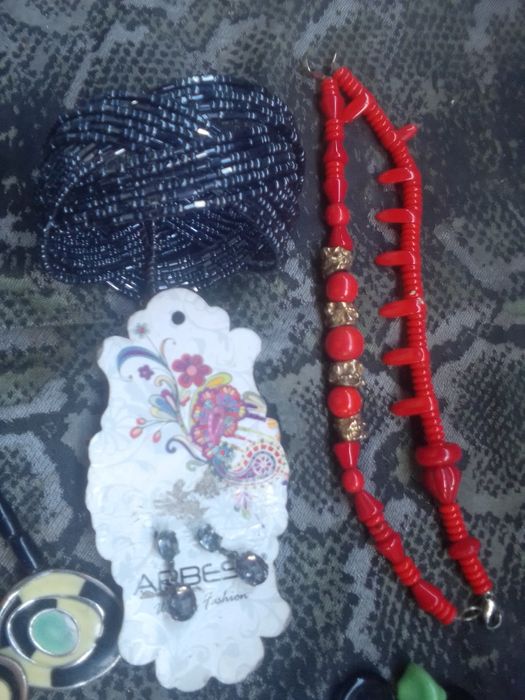 Украшения стеклянное