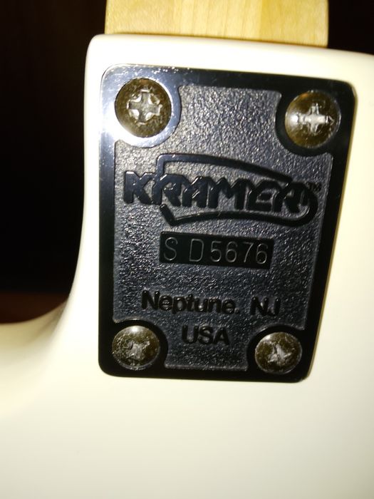 Gitara elektryczna Kramer Striker 100 ST.