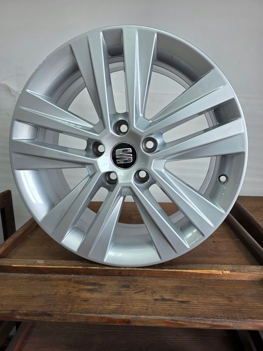 Felga  Seat Leon Mk3 Ateca Volkswagen Golf Passat Tiguan 17 Cali