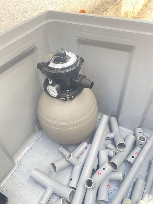 Piscina bestway com bomba de areia