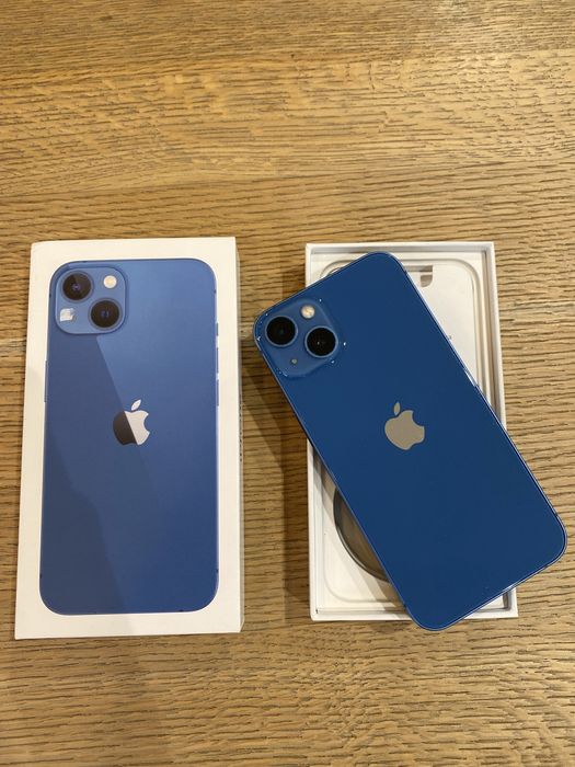 Iphone 13 niebieski