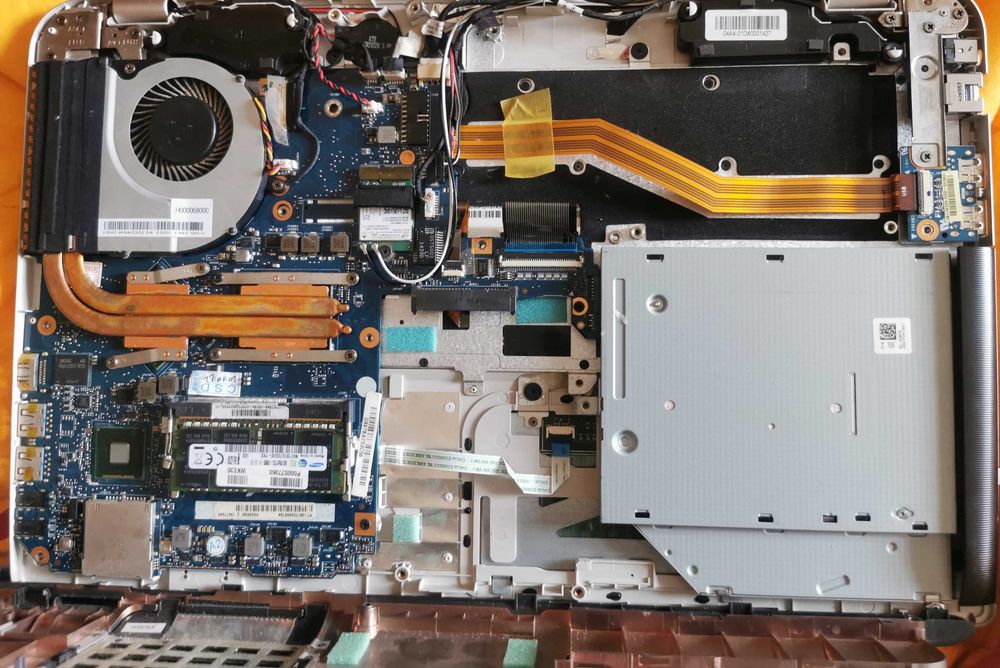 Computador Toshiba - PEÇAS