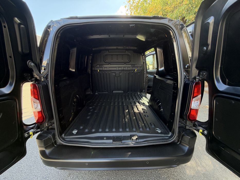Citroen Berlingo 1.6 Hdi 100cv GPS/Câmaras/3lugs.