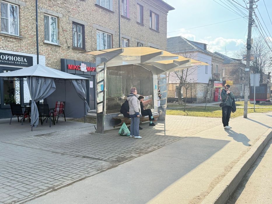 Здам в оренду фасадне приміщення у Вишневому прямо на переїзді