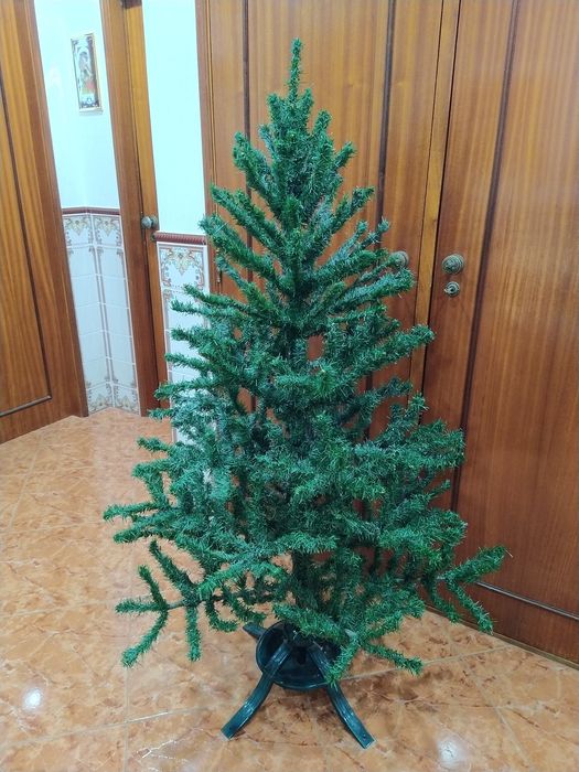 Árvore de Natal casa quarto apartamento vivenda escritório gabinete.