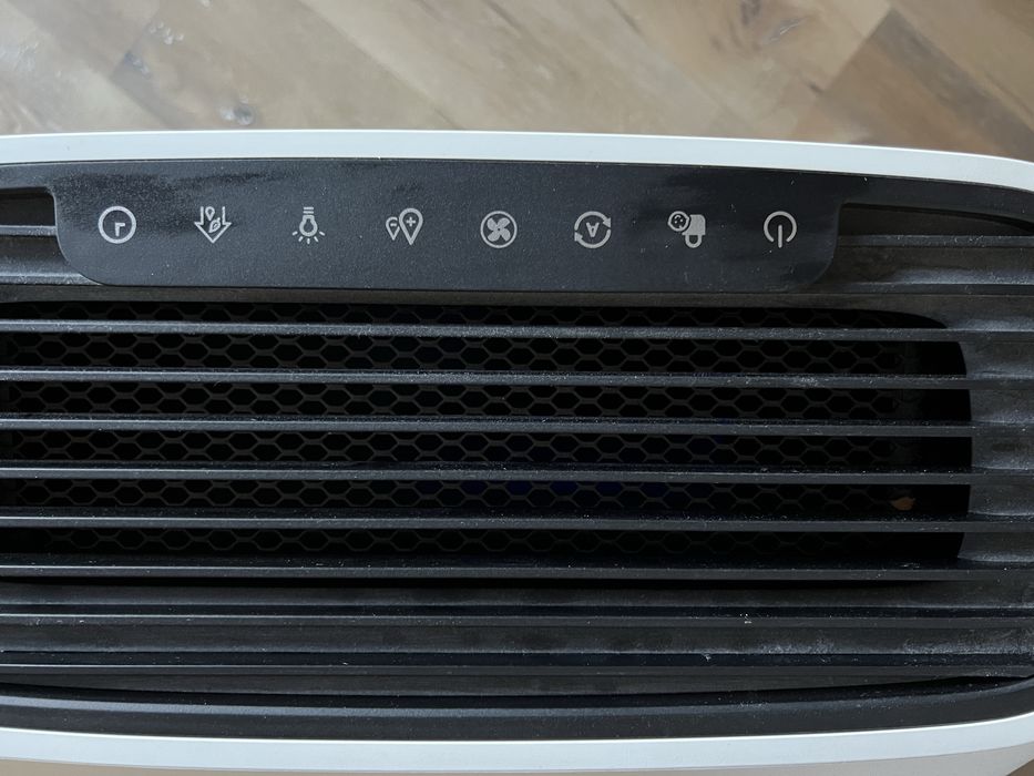 Oczyszczacz powietrza z nawilżaczem PHILIPS AC 3829