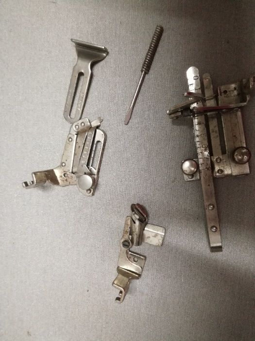 vendo máquina Singer antiga de 1929