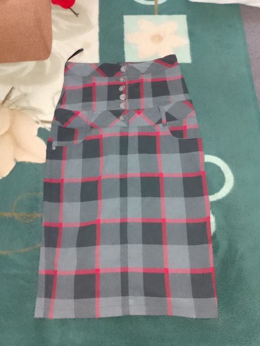Продам женскую юбку