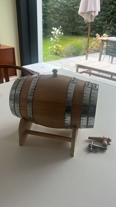 Barris/Pipos/Pipas/barricas em madeira de carvalho e castanho