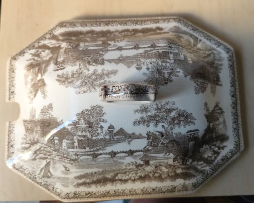 Terrina Real Fábrica de Sacavém