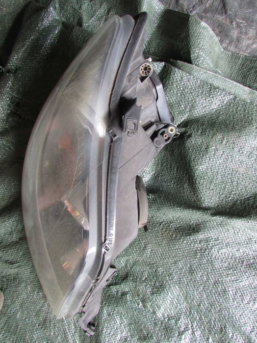 Lampy przednie vw Golf 5 Plus