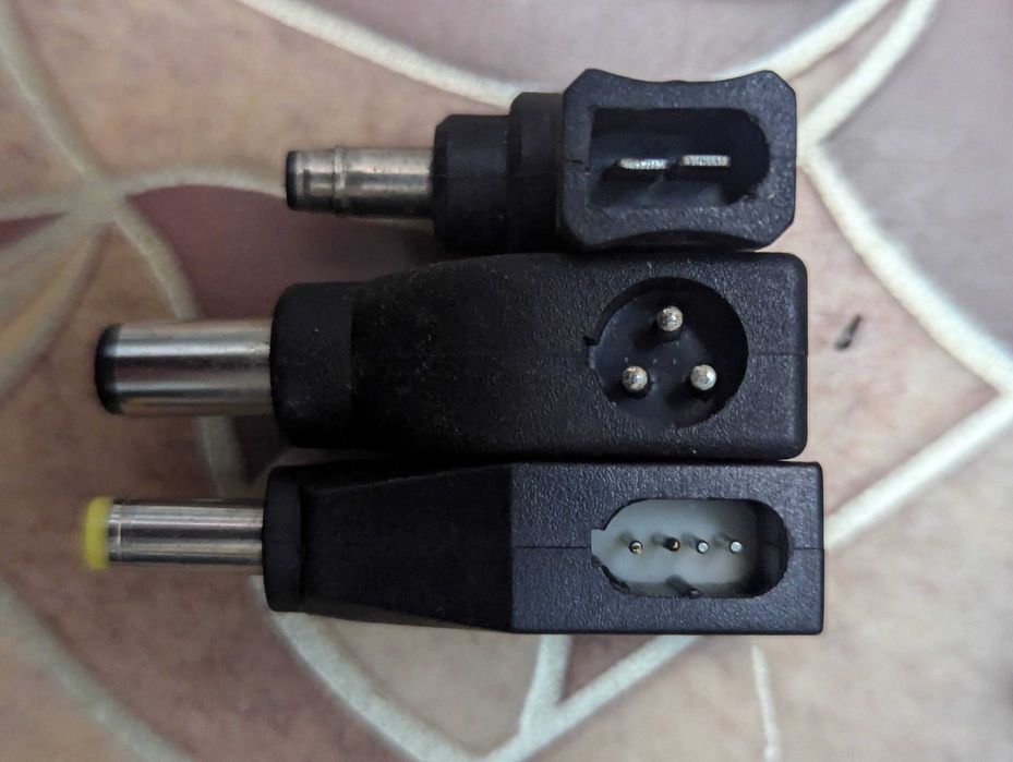 коннектор на зарядки до ноутбуків