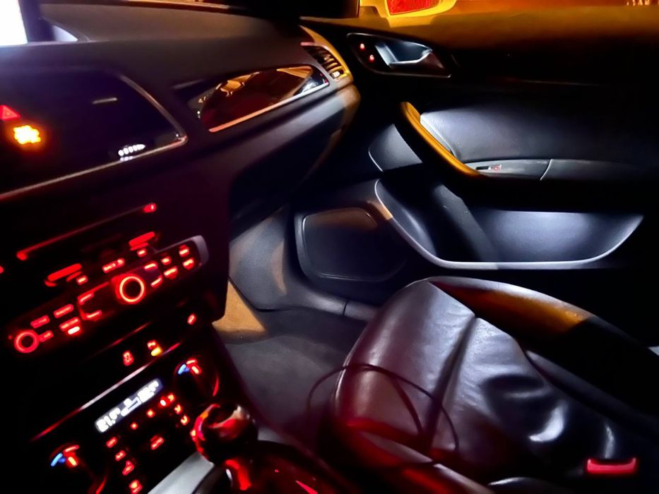 Audi Q3 2.0 tfsi белая 2015