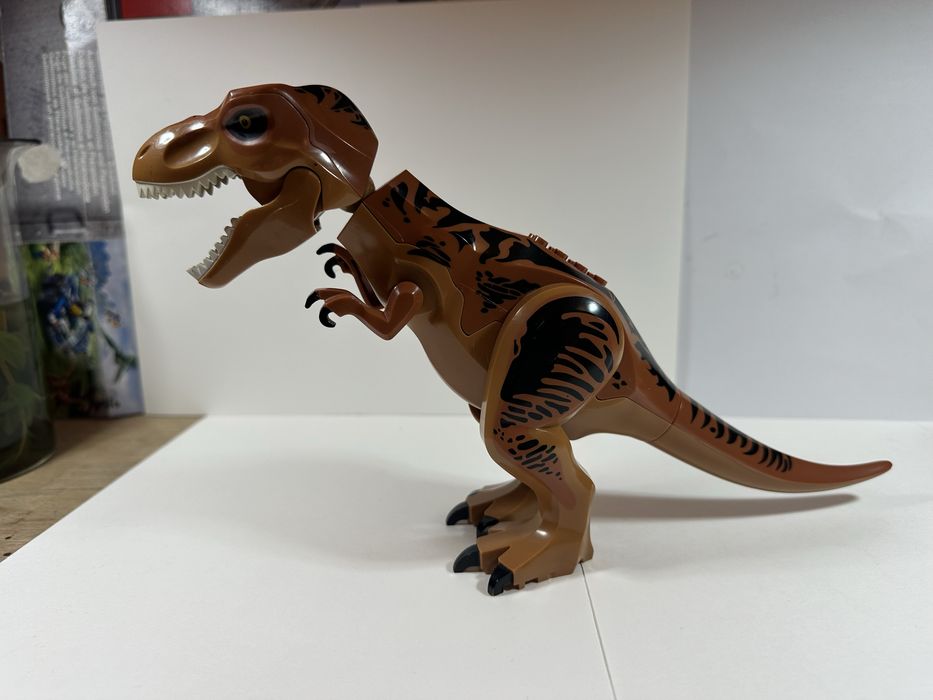 Klocki tireks dinozaur jak Lego