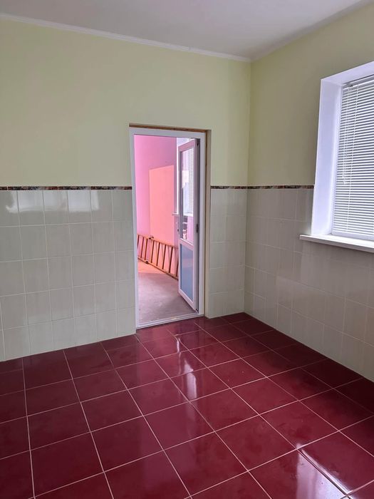 Продажа здания в пригороде